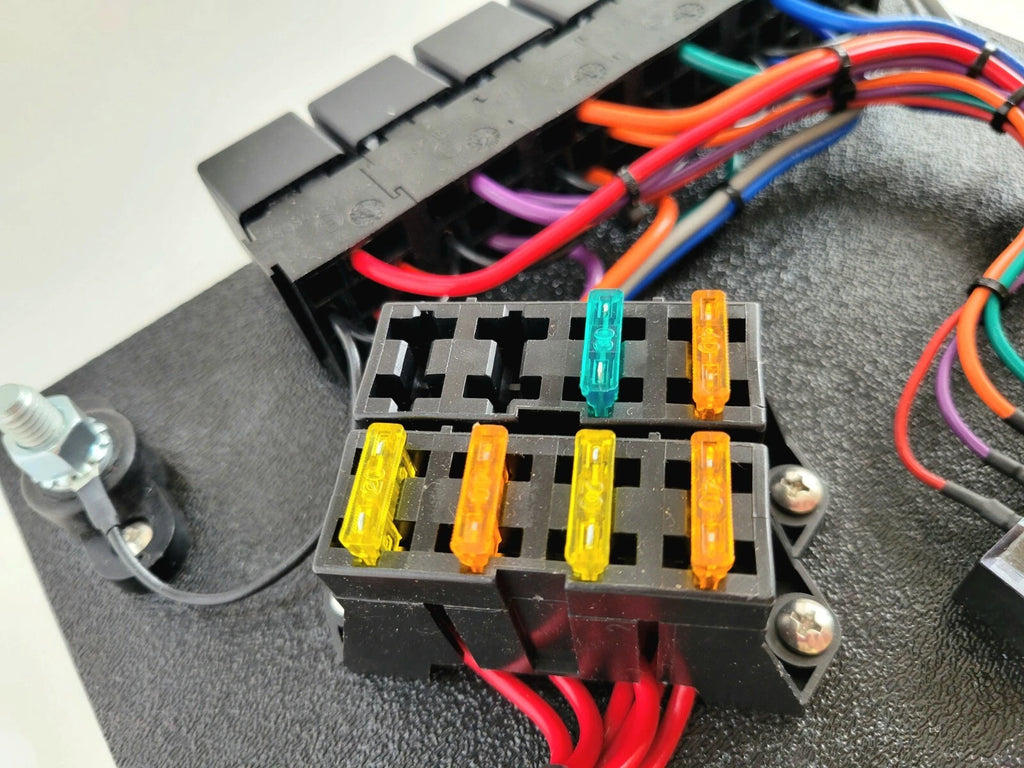 CCS 6 circuit relay panel detail
